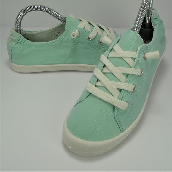 madden girl canvas shoes